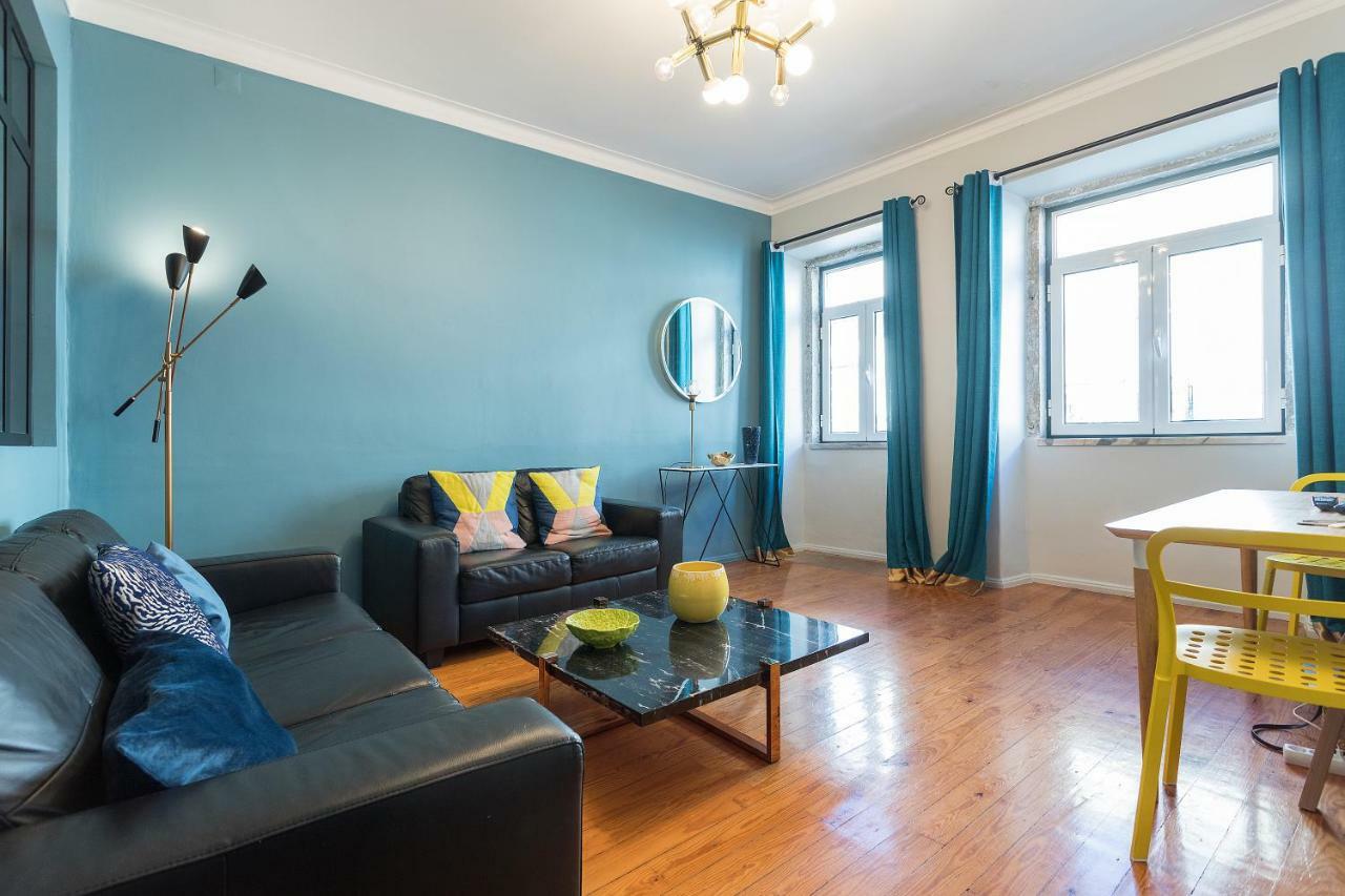 Chiado Bairro Alto, Bright And Newly Renovated 3 Bedroom Apartment, Lisbon Historical Center Exterior photo