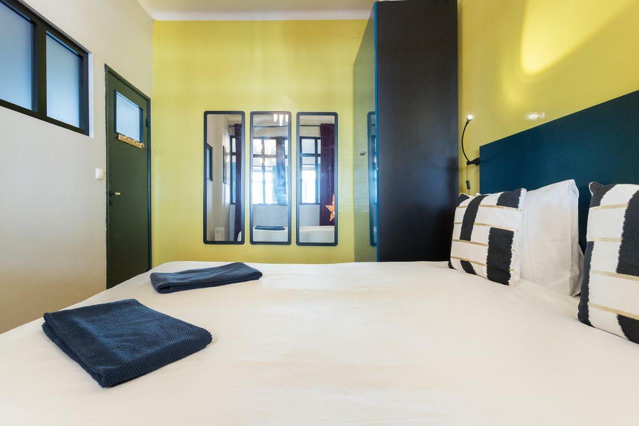 Chiado Bairro Alto, Bright And Newly Renovated 3 Bedroom Apartment, Lisbon Historical Center Exterior photo